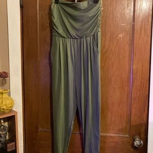 Strapless knit jumper